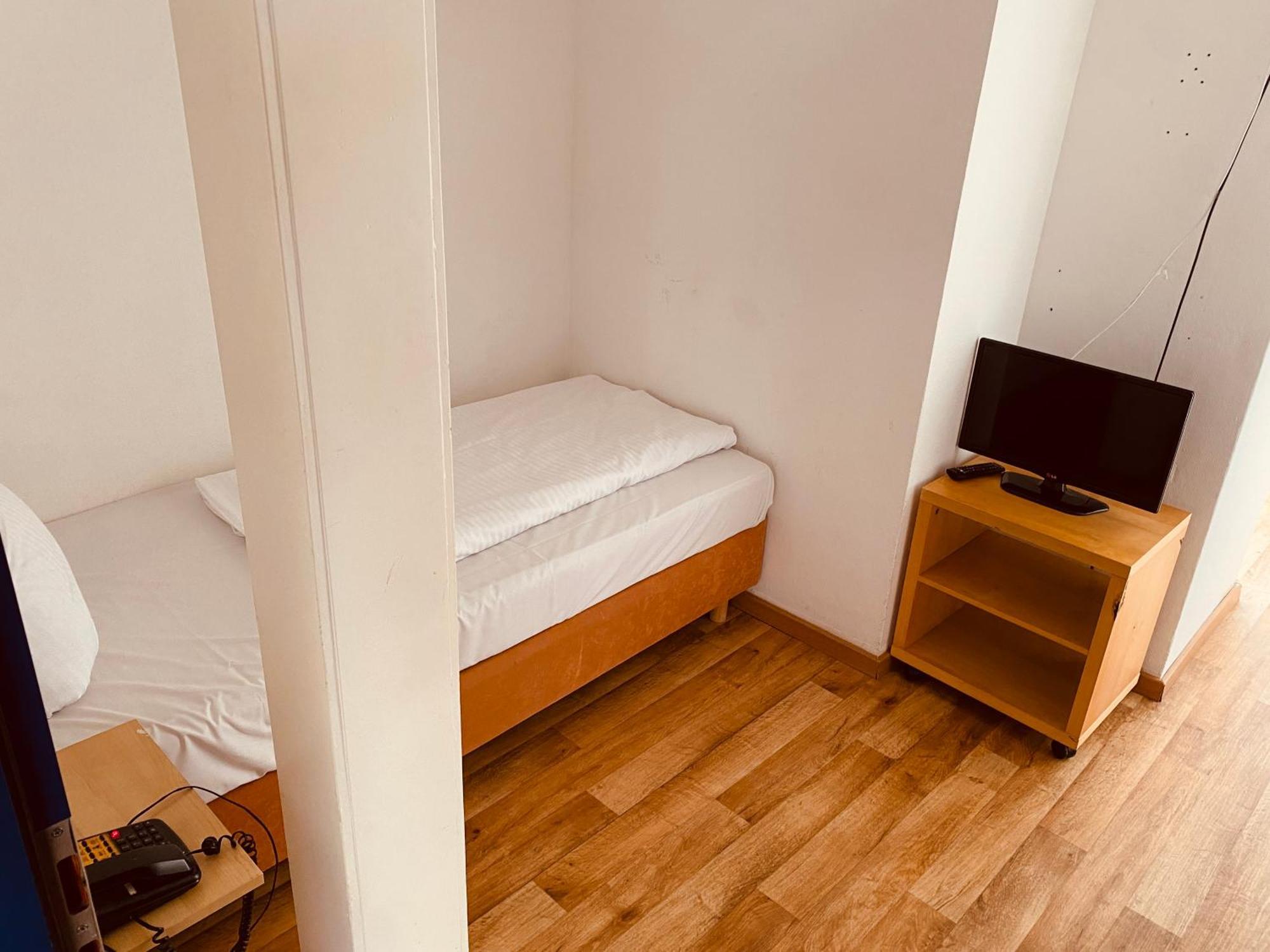 Stay Inn Central Station Франкфурт на Майн Стая снимка