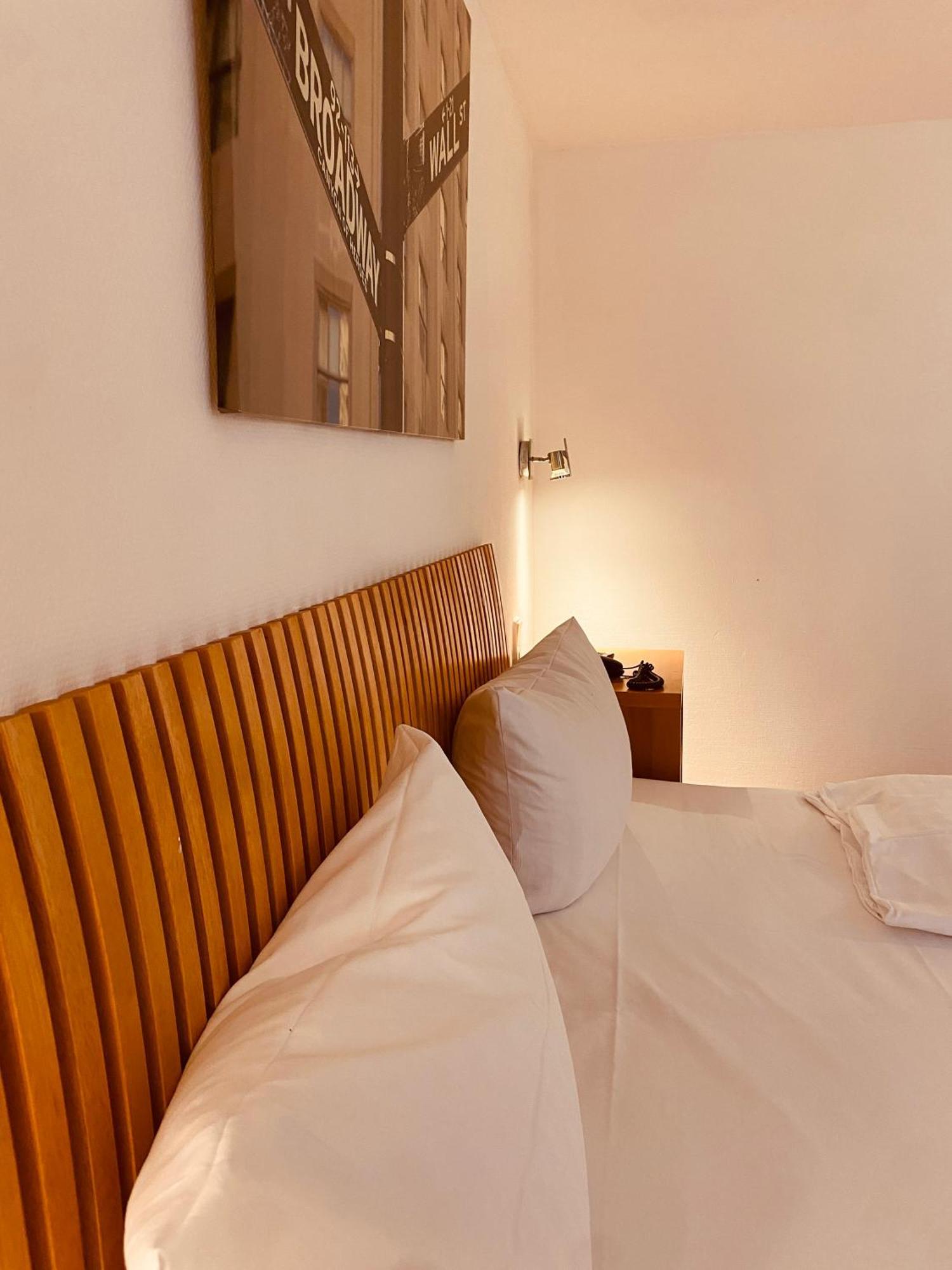Stay Inn Central Station Франкфурт на Майн Екстериор снимка