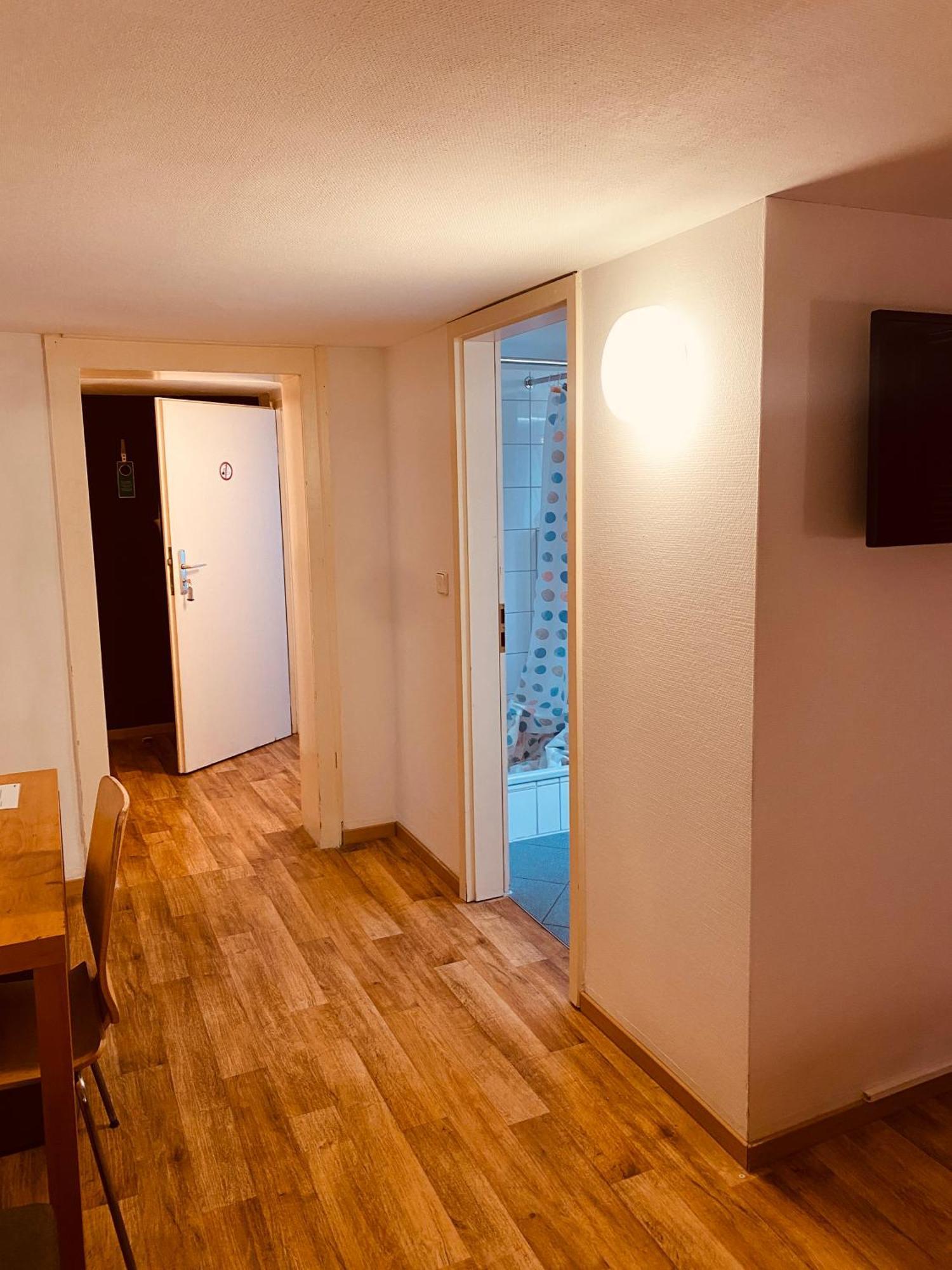 Stay Inn Central Station Франкфурт на Майн Стая снимка